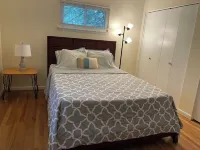 Peaceful One-Level Getaway in Silver Spring – Perfect for Elder Guests 콜스빌 호텔