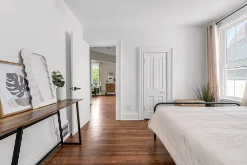 Bright & Modern Loft w/ Patio, By Falls & Wineries