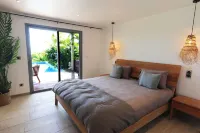 Villa Cinnamon sunset and sea view