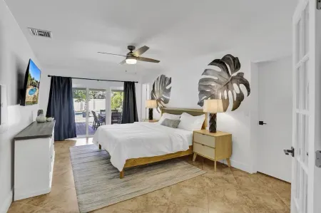 Welcome To The Leaf House