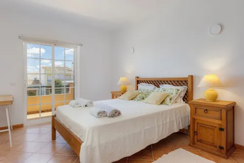 Spacious Villa - Walk to Beach & City Center