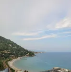 Cozy and spacious a few meters from the sea Hotel a Loano