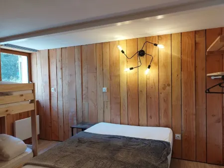 Le Cèpe Rénovation de Standing Située en Sortie de Village Vers Les Angles