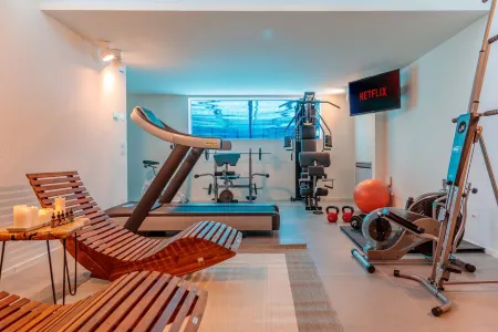 [LUXURY] VILLA Rubin with POOL, GYM & SPA