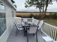 VALENCIA 2 BEDROOMS LAKESIDE LODGE 威利住宿飯店