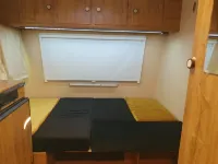 Vintage 4-seater caravan for adventure departing from Brittany! Các khách sạn ở Cesson-Sevigne