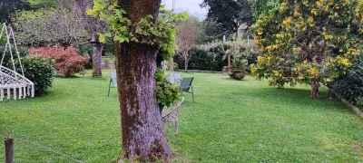 Maison Familiale Climatisee, Piscine Chauffée Sécurisée aux Portes de Bordeaux Hotel in zona Parc Majolan
