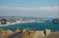 Cute Newlyn Home With Whole View. Perfect Location Hotels in Newlyn