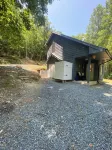 Mountain top cabin in the heart of the Uwharrie National Forest!
