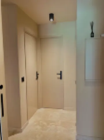 Nice, quiet, renovated apartment