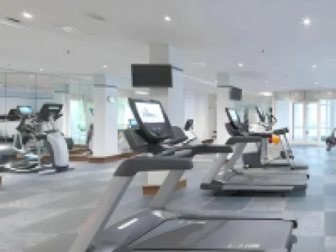 シティ ホテル ドレスデン ラデベウル ラーデボイルのホテル