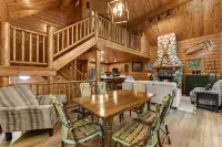 Boyne Mountain Cabin with Hot Tub Next to Skiing and Golf!