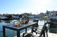 Sylt | Luxury Houseboat in Maastricht | 4+1 Hotels in Heugem