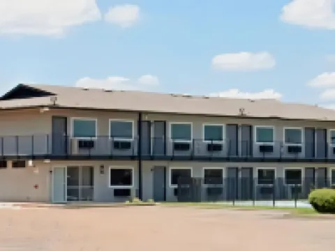 Studio City Suites, a Travelodge by Wyndham Hotels in Texarkana