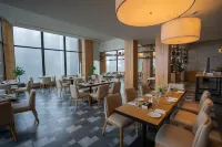 DoubleTree by Hilton Nathiagali - Frühstück