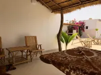 Comfortable new house Hotels in Somone