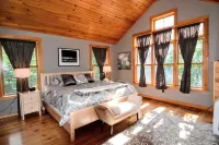 Quintessential farmhouse with hot tub, mountain views, sparkling clean
