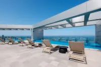 Le Collective Sokcho Beach - شاطئ