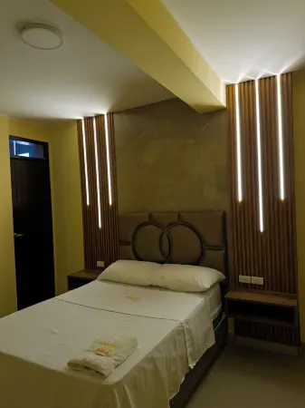 Hotel D'Angeles Отели в г. Пайта