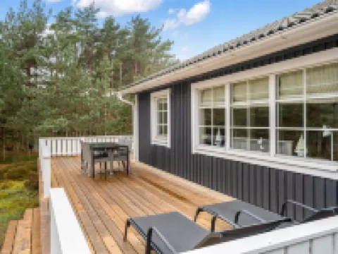 "Syrine" - 300m from the Sea Hotels in Osterby