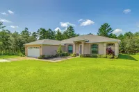 5 Mi to Weeki Wachee Springs! Poolside Retreat - Homestays