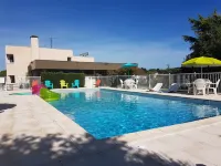 Brit Hotel Dak Hotel - Swimmingpools