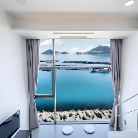 Namhae Red Wave Pension