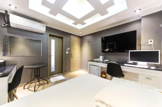 卡姆雷斯特馬山 酒店