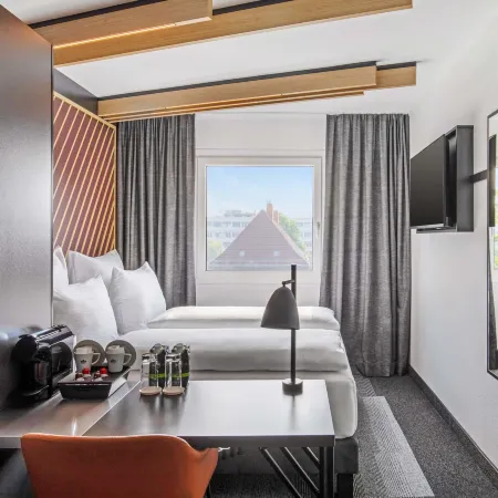 B&B HOTEL Hamburg-Airport Отели рядом с достопримечательностью «Ротенбаум»