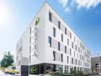 B&B HOTEL Stuttgart-Zuffenhausen Hotels near Porsche Museum