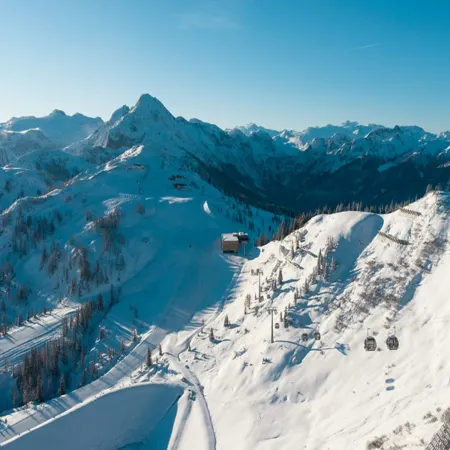Cozy holiday apartment close to the slopes