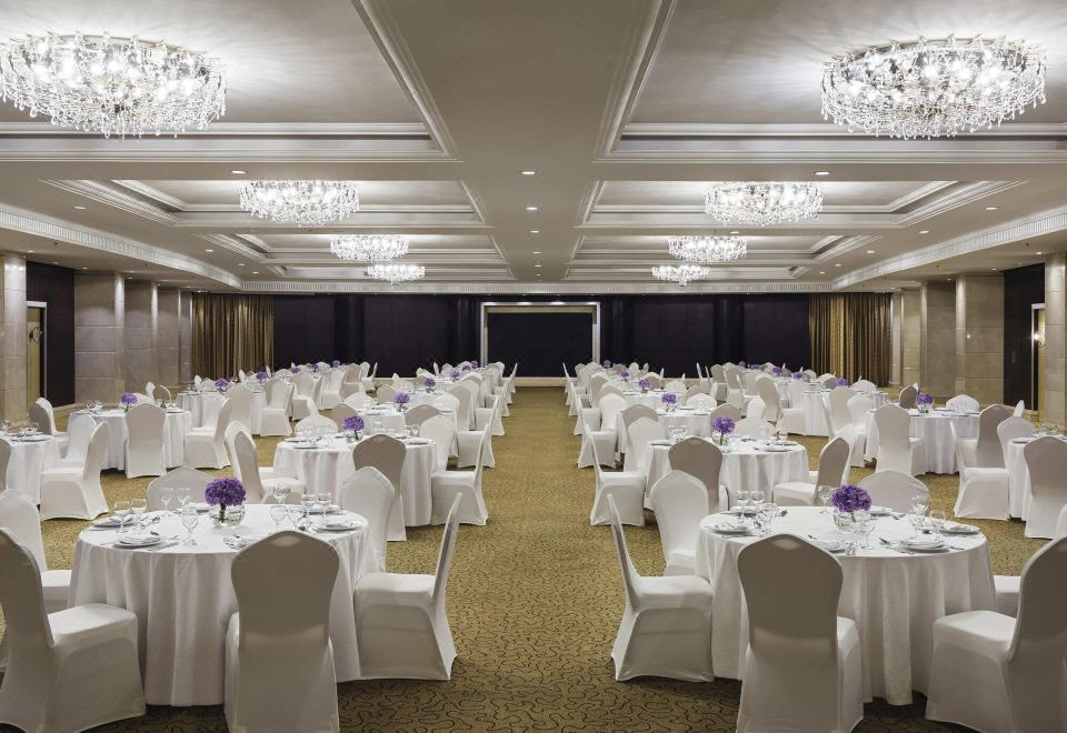 Movenpick Hotel QassimOver view