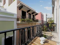 Casa Lucienne Hotels near Escambrón Beach