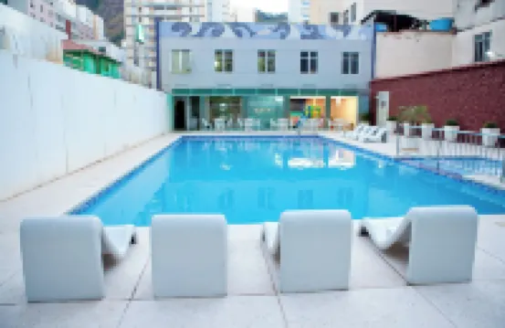 Ritz Plaza Hotel