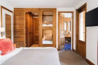 La Maison Hôtel les Peupliers Hotel a Salins-les-Thermes