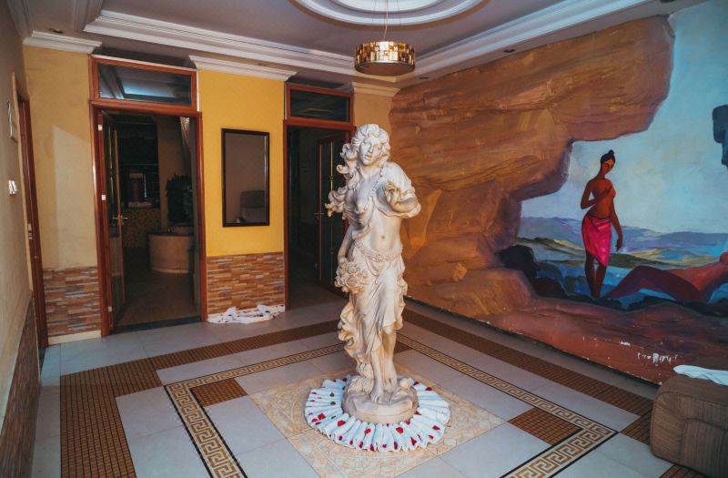 Capital Hotel and Spa photo 5
