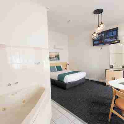 Glenelg Motel Fitness & Recreational Facilities