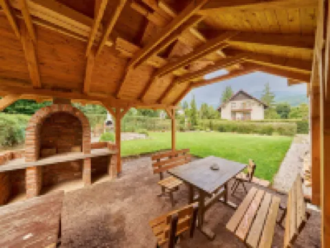 U Švýcarského dvora II