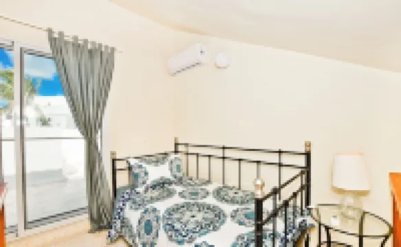 Playa Turquesa 1 Bdr Penthouse + Loft-Ocean View - Sleeps 4 Direct Beach Access