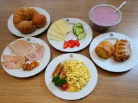 Holiday Inn Express GENEVA AIRPORT by IHG - breakfast