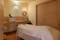 Courtyard by Marriott King Kamehameha's Kona Beach Hotel - spa