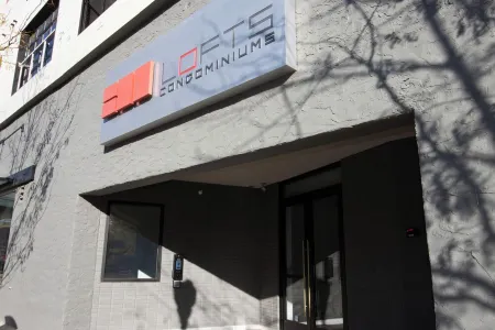 Newly Remodeled BOHO Condo - 1 Block to Mass Street!