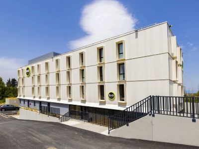 B&B HOTEL Carcassonne Rocadest La Cité