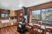 Minnie Mine Cabin Retreat 4 Bedroom Cabin