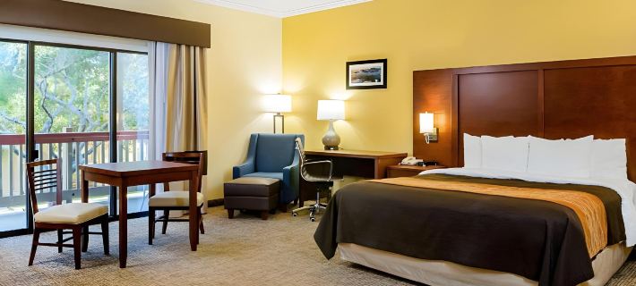 Comfort Inn Monterey Peninsula Airport Hotele w: Monterey
