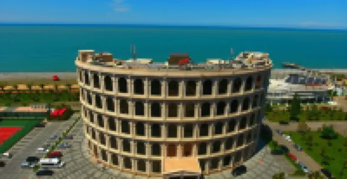 Colosseum Marina Hotel
