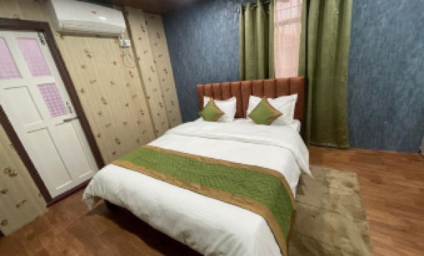 Anagh Guest House