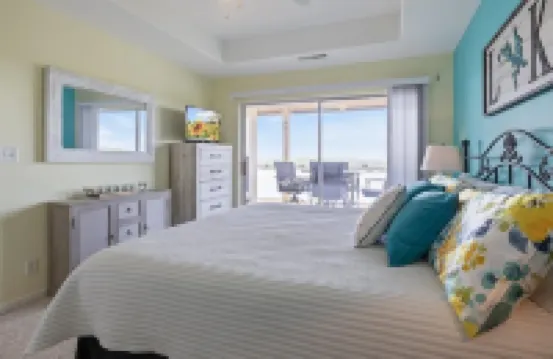 Family-friendly Condo w/ 2 Pools & Updated Deck on the 14mm