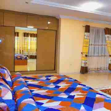 Premium Six-Bedroom Villa at East Legon Near Accra Airport Rooms