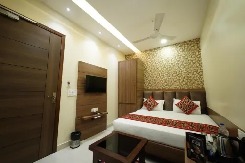 Swaran Hotel - Pensions